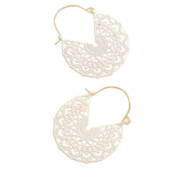 White Hoop Earrings Floral White Basket Hoops Cut out Dangle Earrings Scroll NWT - Picture 13 of 13